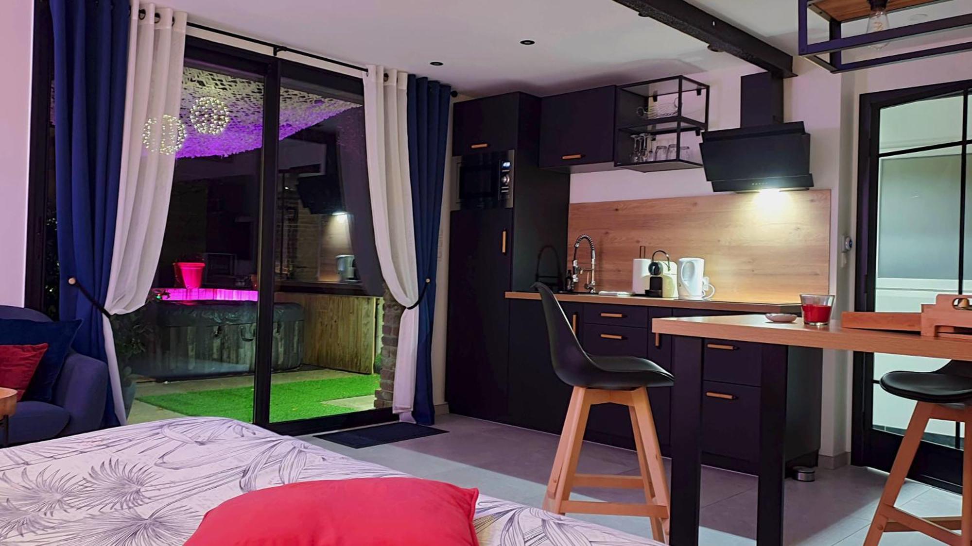 Gary Suite - Studio Cosy, Spa Et Jardin Privatif A 4 Min De Cambrai Awoingt Bagian luar foto